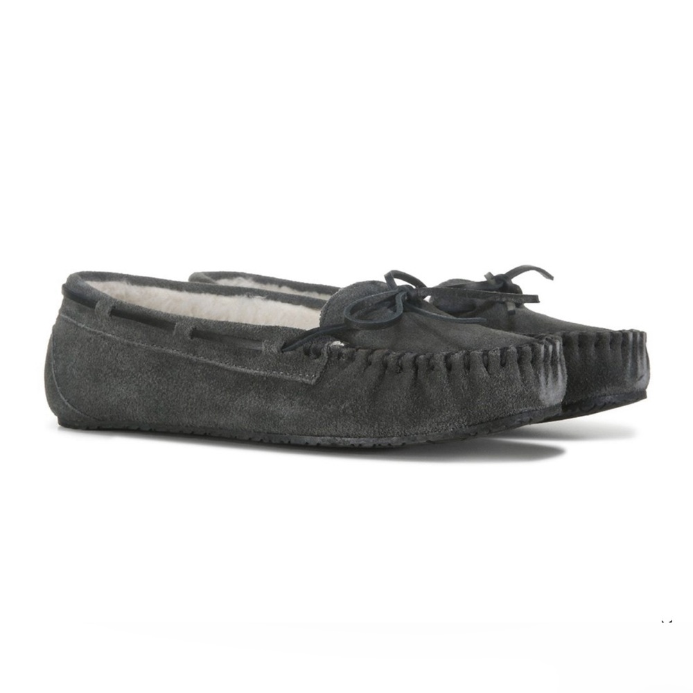 Minnetonka Mockasins